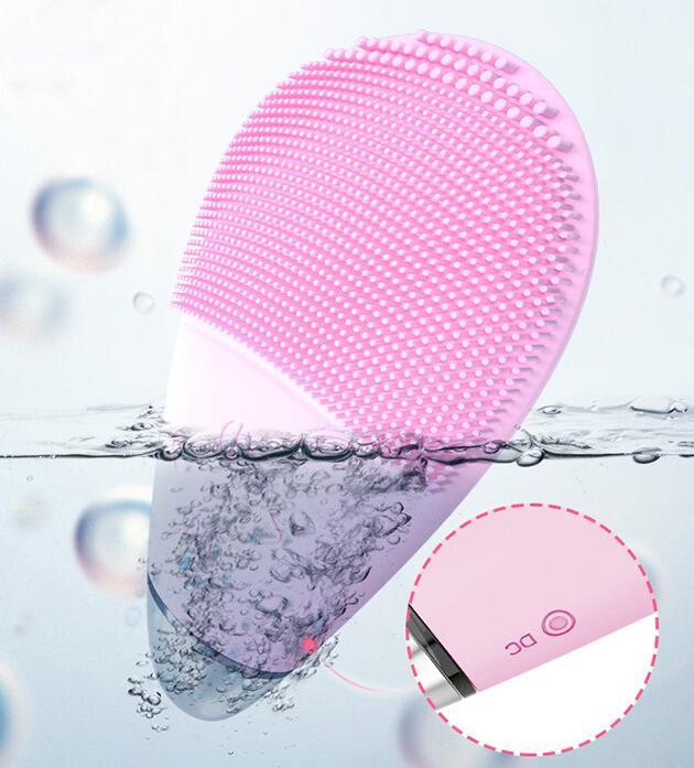 Electric Facial Cleansing Brush – Portable Deep Pore Exfoliating & Massage Tool
